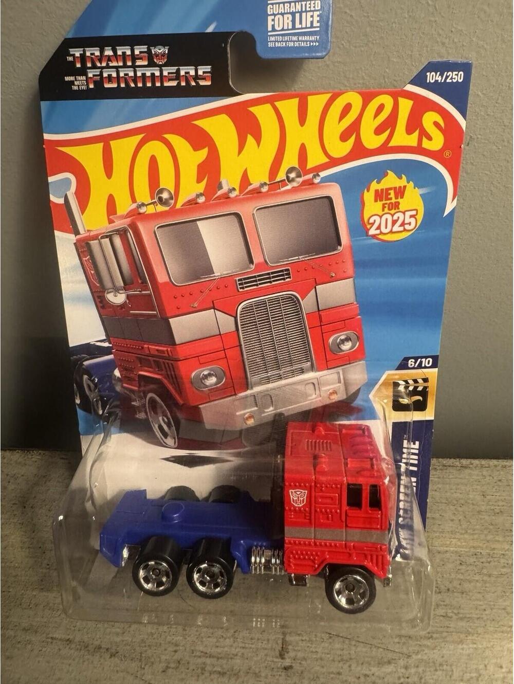 HOT WHEELS TRANSFORMERS OPTIMUS PRIME Truck